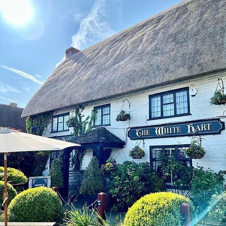 مبيت وإفطار سويندون The White Hart, Wroughton المظهر الخارجي الصورة