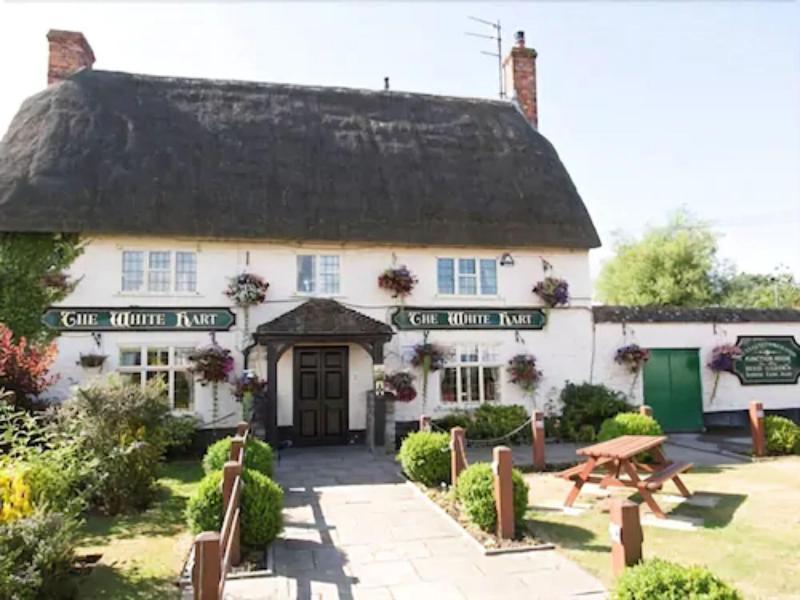 مبيت وإفطار سويندون The White Hart, Wroughton المظهر الخارجي الصورة